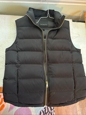 Talbots Women's Black down Puffer vest-xs duck down zip up pockets